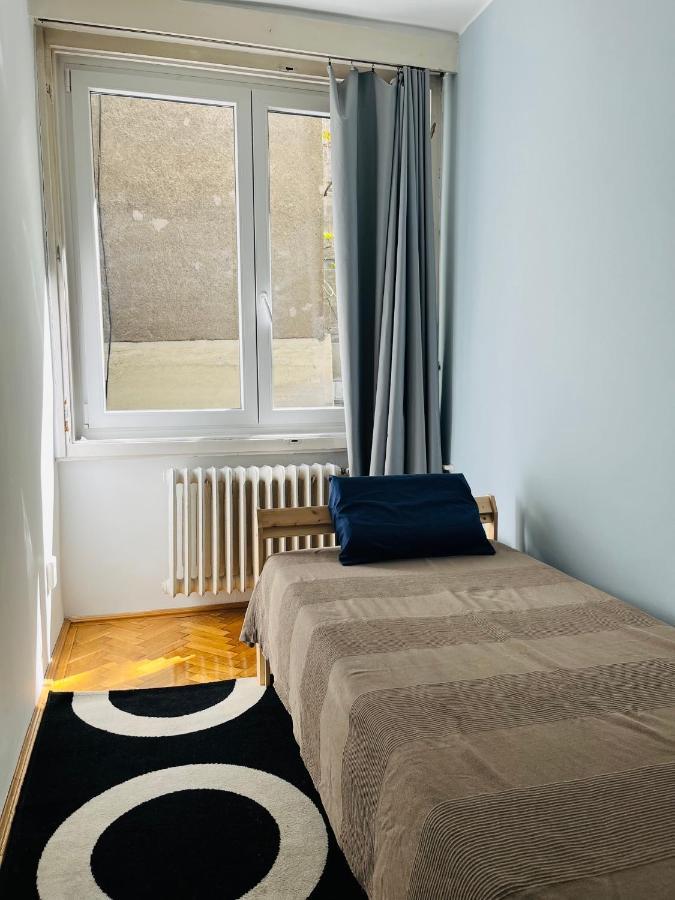 ブダペストBauhaus Flat In Amazing Locationアパートメント エクステリア 写真